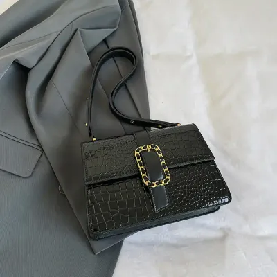 LUXE VIBES HANDBAG